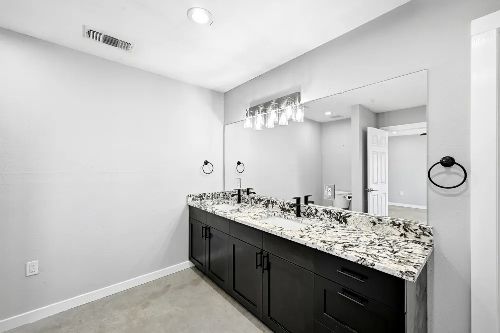 4001 Barth Road Lockhart, TX 78644