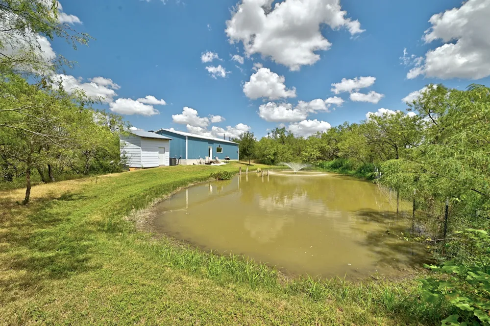 4001 Barth Road Lockhart, TX 78644