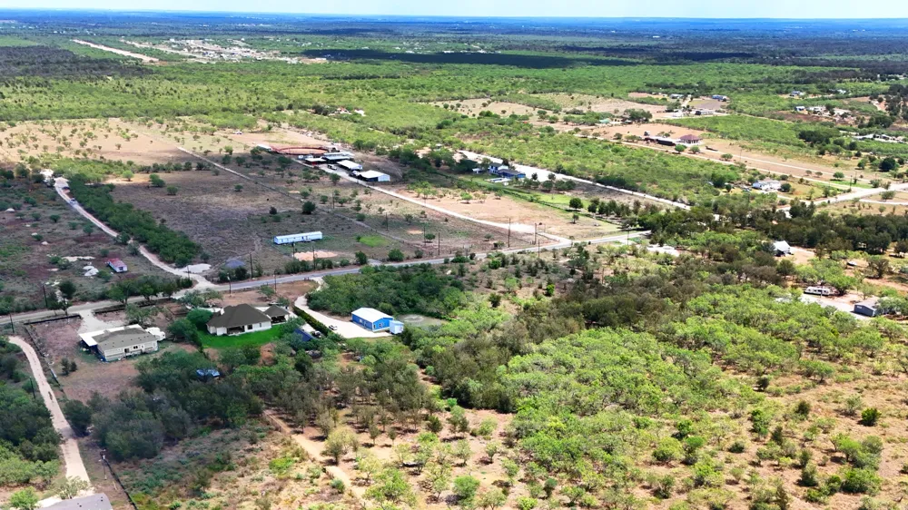 4001 Barth Road Lockhart, TX 78644