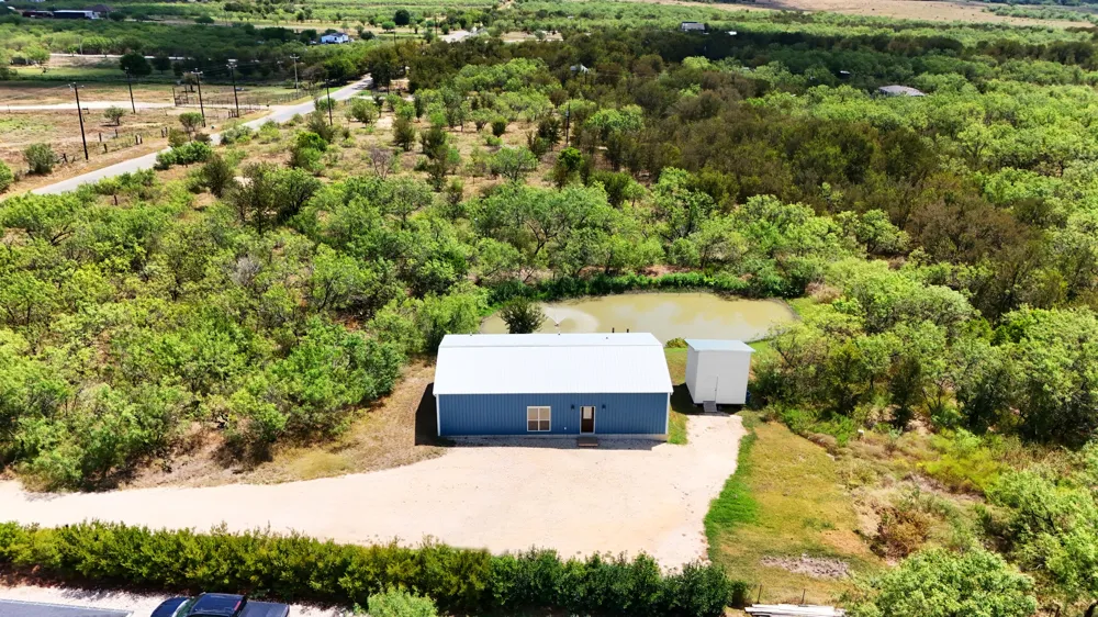 4001 Barth Road Lockhart, TX 78644