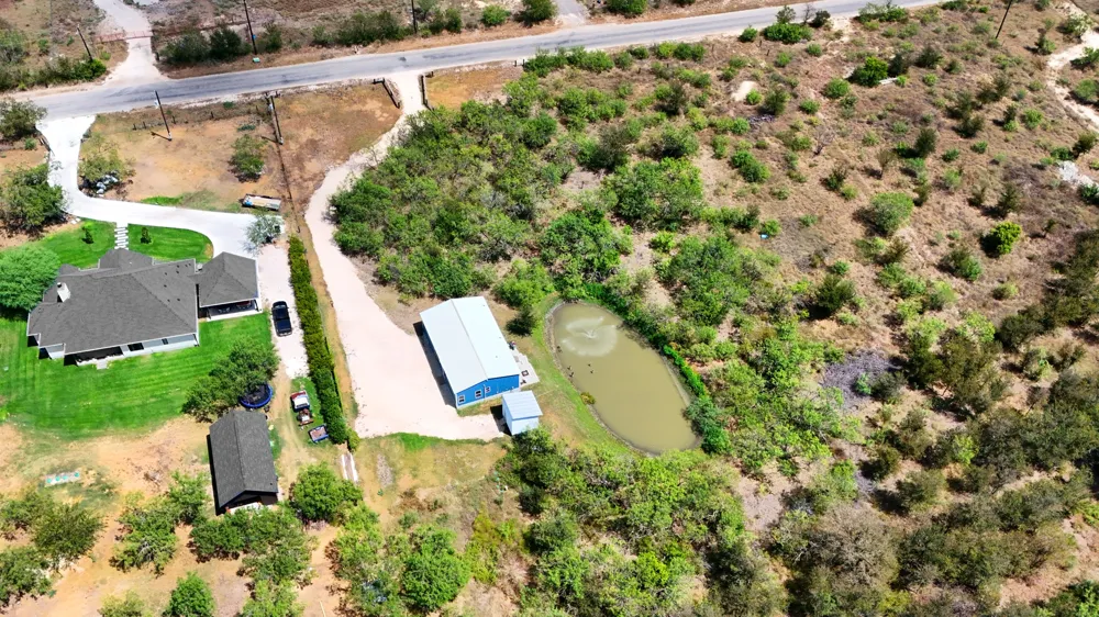 4001 Barth Road Lockhart, TX 78644