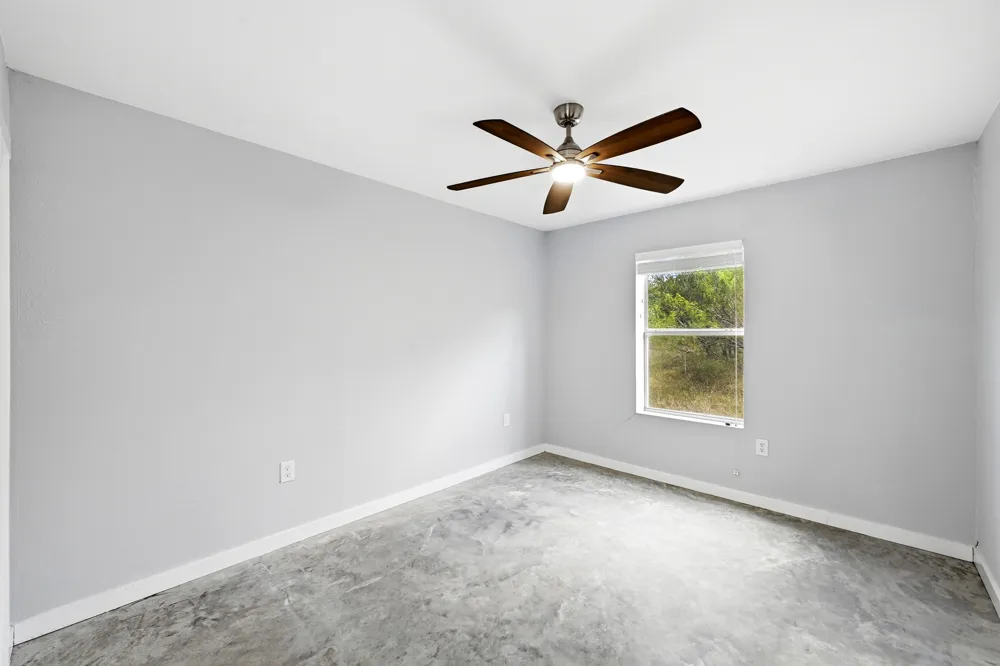 4001 Barth Road Lockhart, TX 78644