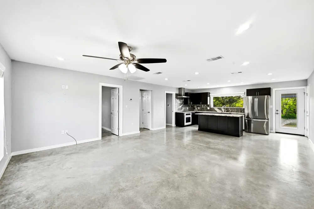 4001 Barth Road Lockhart, TX 78644