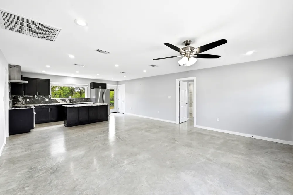 4001 Barth Road Lockhart, TX 78644