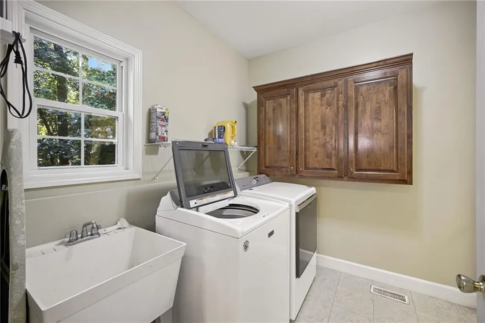 504 Sams Road Dawsonville, GA 30534