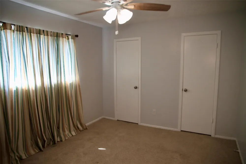 6209 Creekside Lane League City, TX 77573