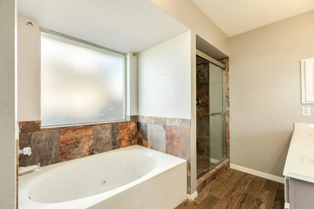 3425 Van Ness Drive Alvin, TX 77511