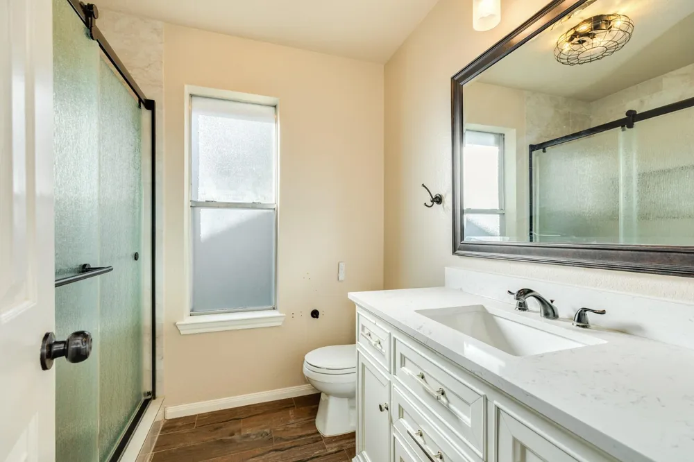 3425 Van Ness Drive Alvin, TX 77511