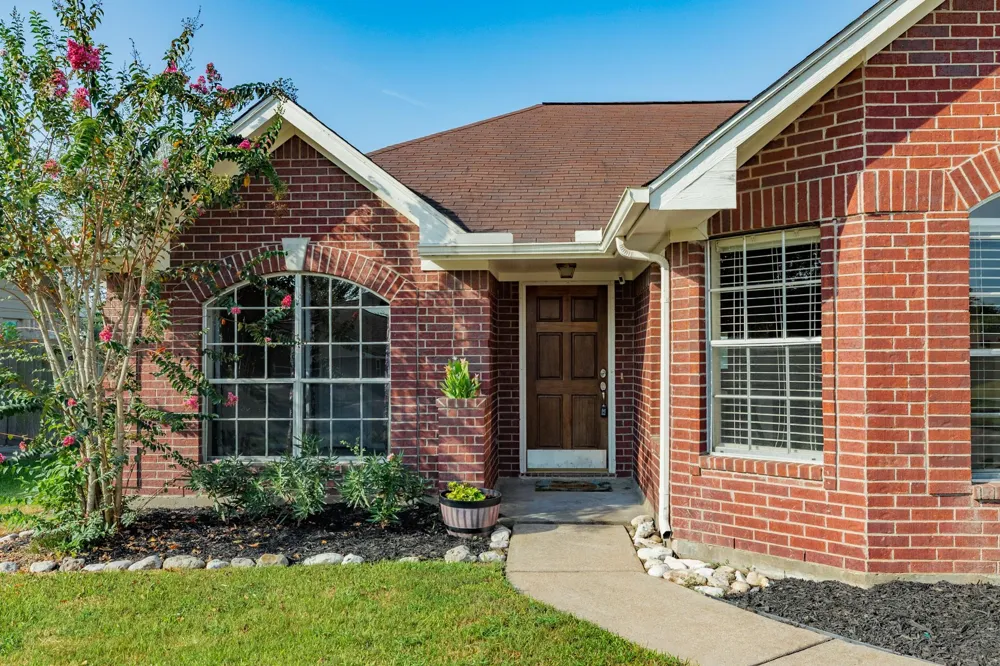 3425 Van Ness Drive Alvin, TX 77511