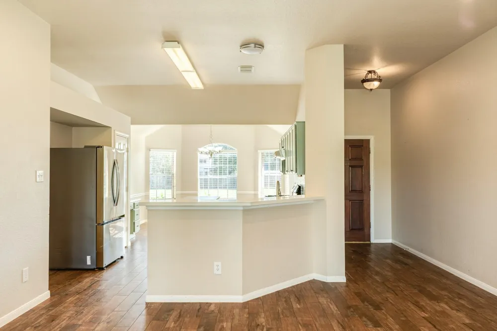 3425 Van Ness Drive Alvin, TX 77511