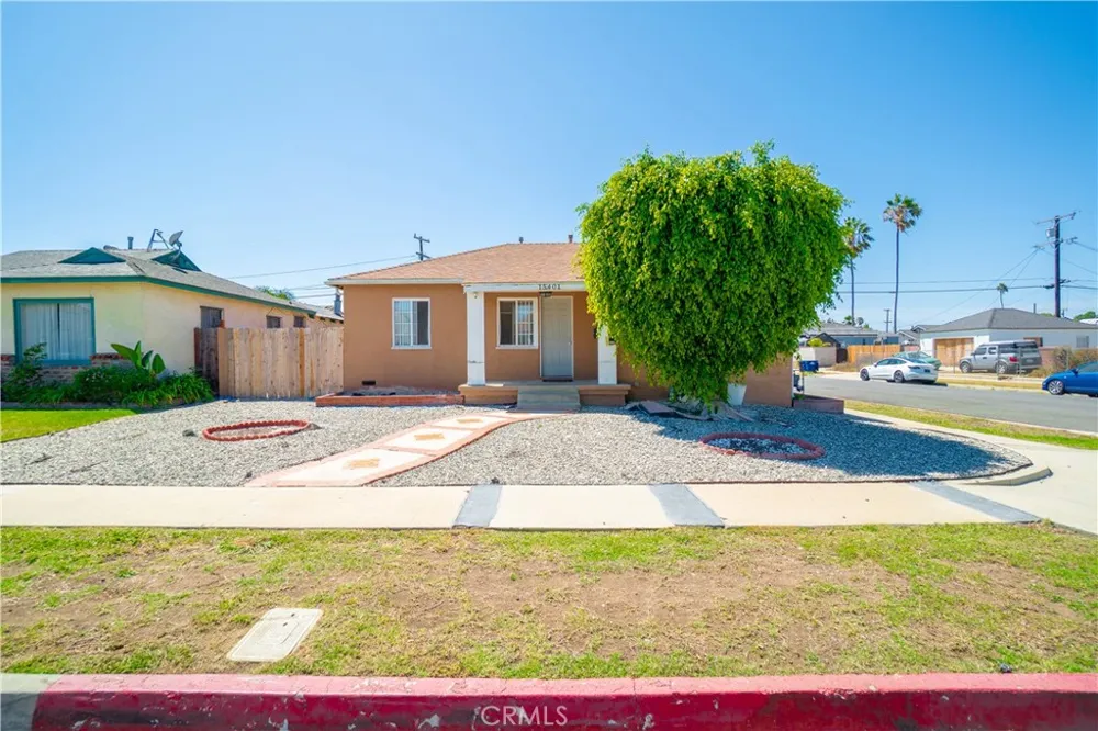 15401 Faysmith Gardena, CA 90249