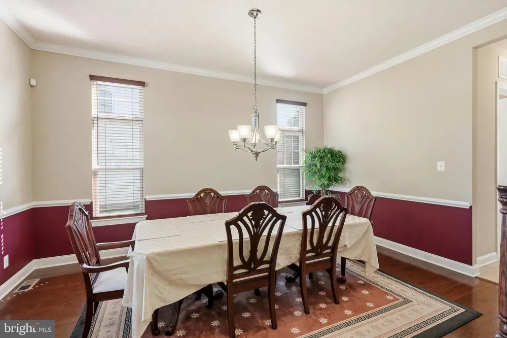 7 TRANSOM COURT Mount Laurel, NJ 08054
