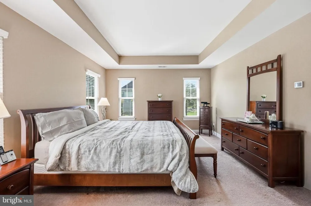 7 TRANSOM COURT Mount Laurel, NJ 08054