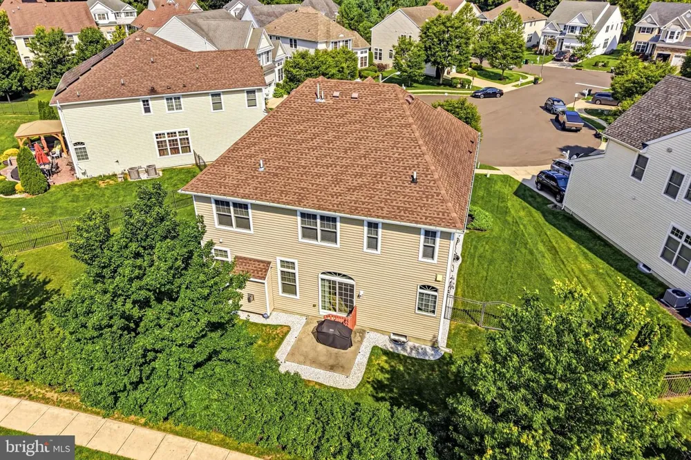 7 TRANSOM COURT Mount Laurel, NJ 08054
