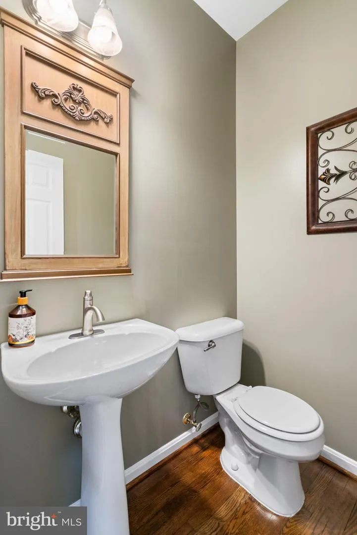15547 ATTERBURY COURT Dumfries, VA 22025