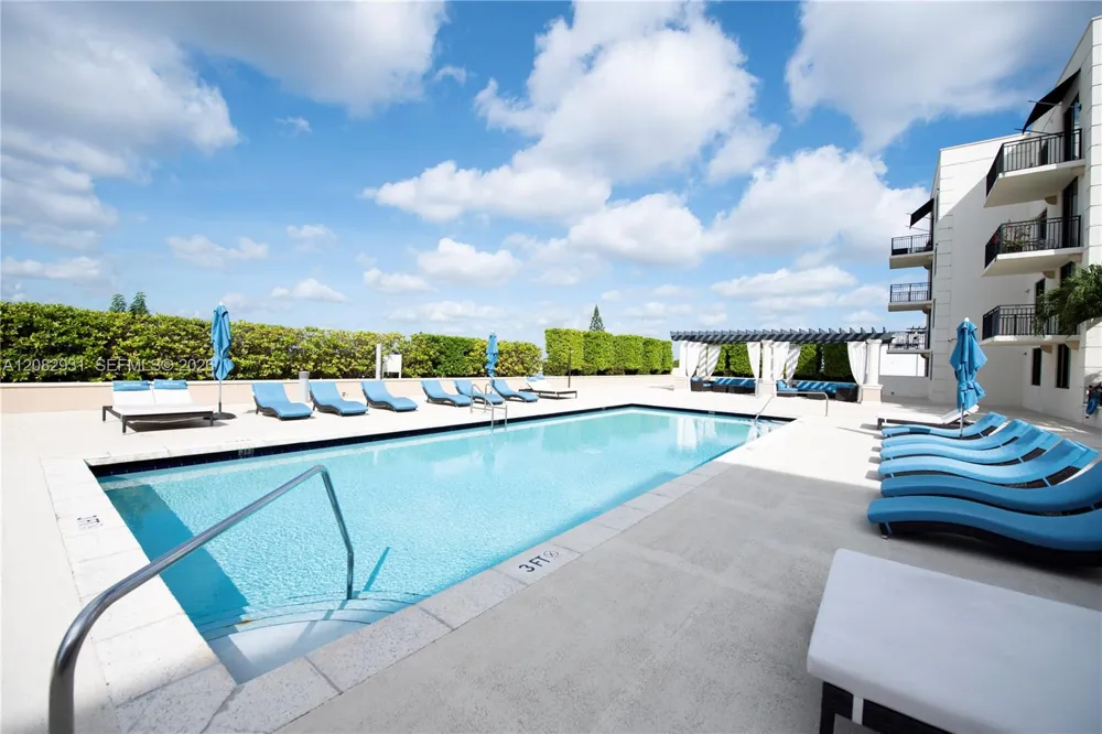 1300 Ponce De Leon Blvd #605 Coral Gables, FL 33134