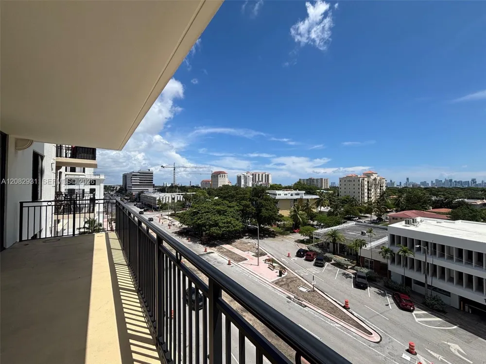 1300 Ponce De Leon Blvd #605 Coral Gables, FL 33134
