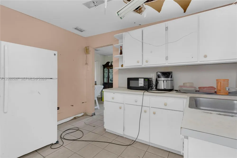 855 NW 130th St North Miami, FL 33168