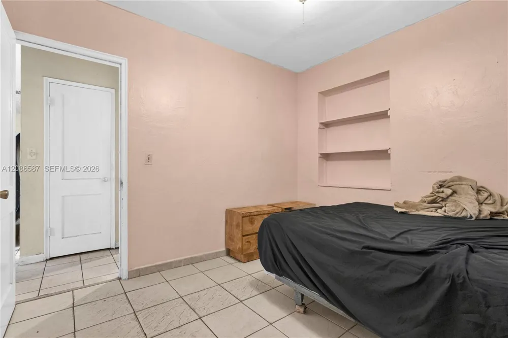 855 NW 130th St North Miami, FL 33168