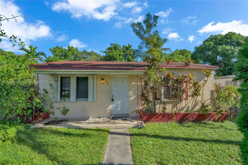 855 NW 130th St North Miami, FL 33168