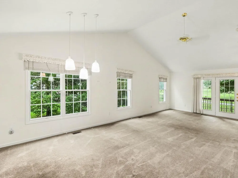 225 Pierce Lake Drive Chelsea, MI 48118