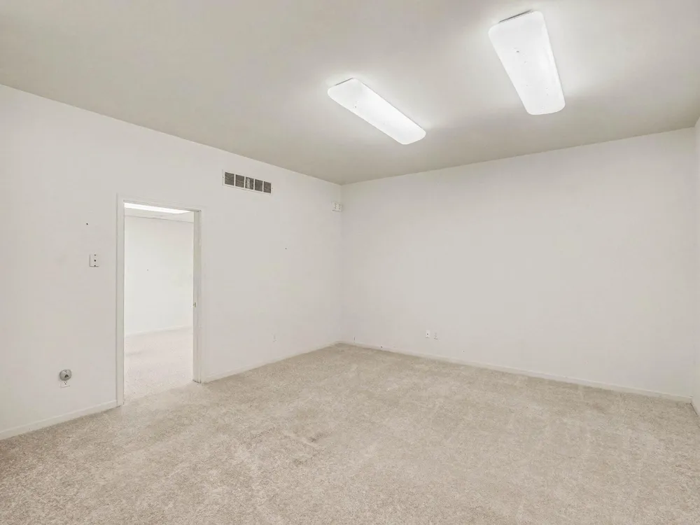 225 Pierce Lake Drive Chelsea, MI 48118