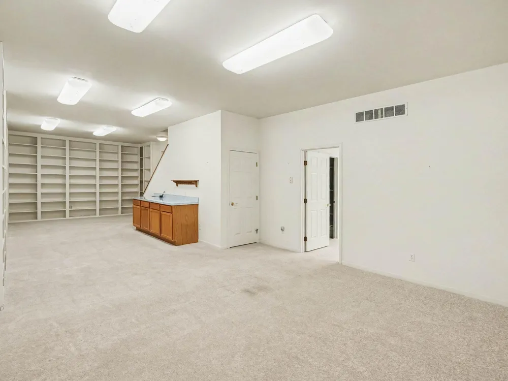 225 Pierce Lake Drive Chelsea, MI 48118