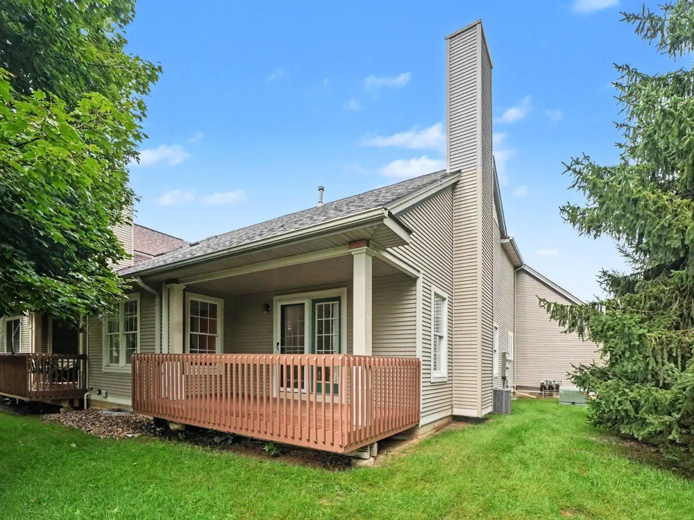 225 Pierce Lake Drive Chelsea, MI 48118