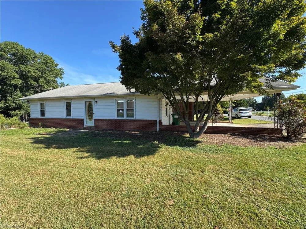 200 W King Street King, NC 27021