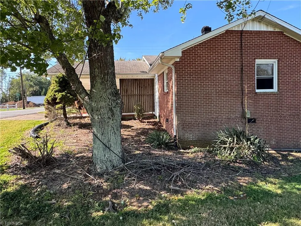 200 W King Street King, NC 27021