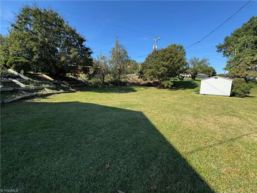 200 W King Street King, NC 27021