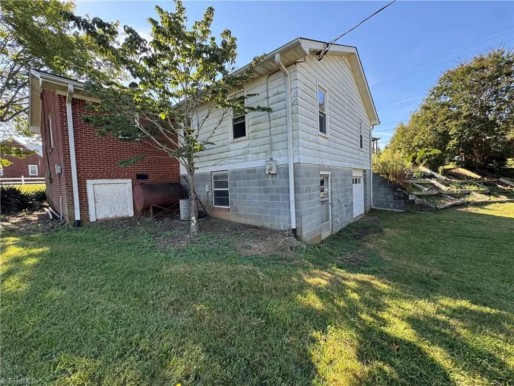 200 W King Street King, NC 27021
