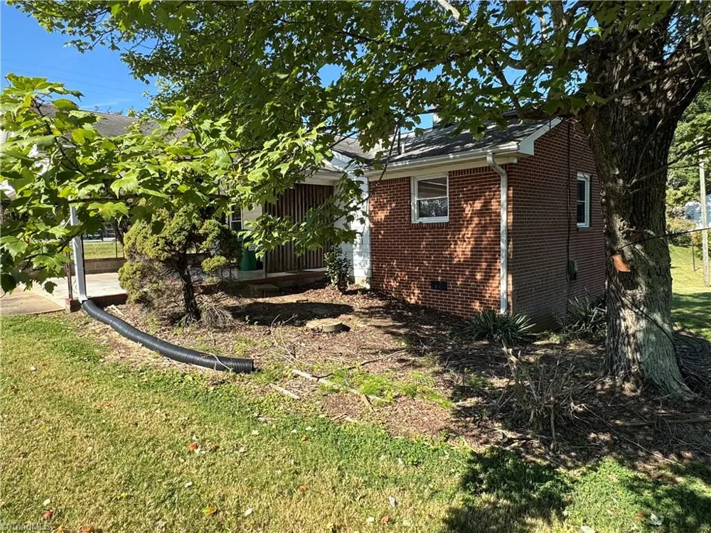 200 W King Street King, NC 27021