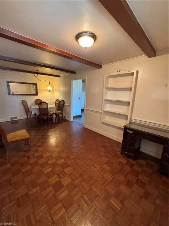 200 W King Street King, NC 27021
