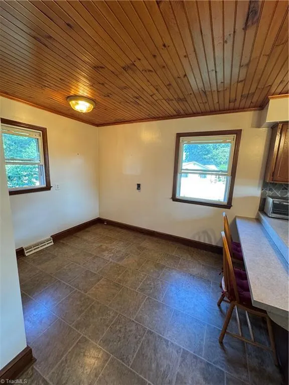 200 W King Street King, NC 27021