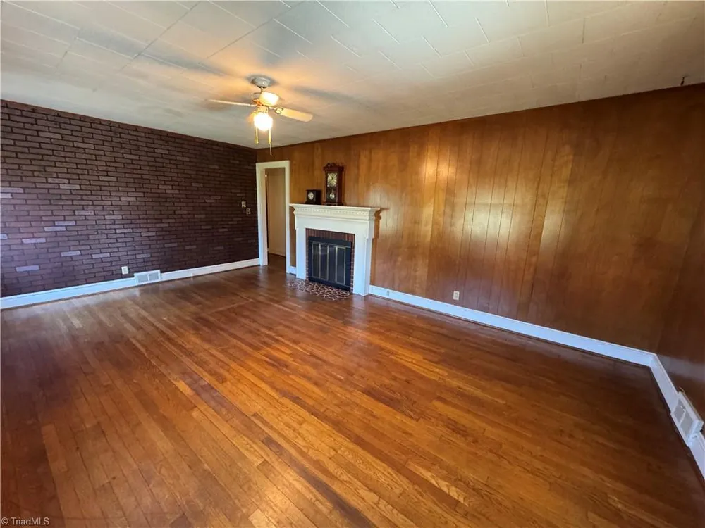 200 W King Street King, NC 27021