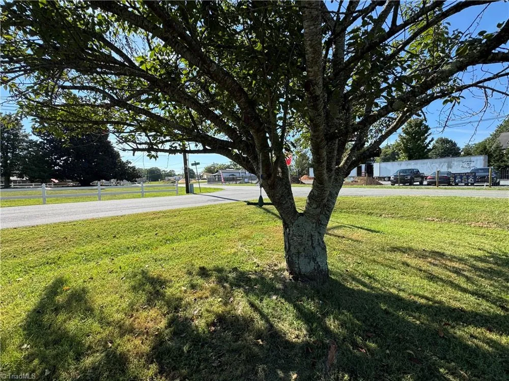 200 W King Street King, NC 27021