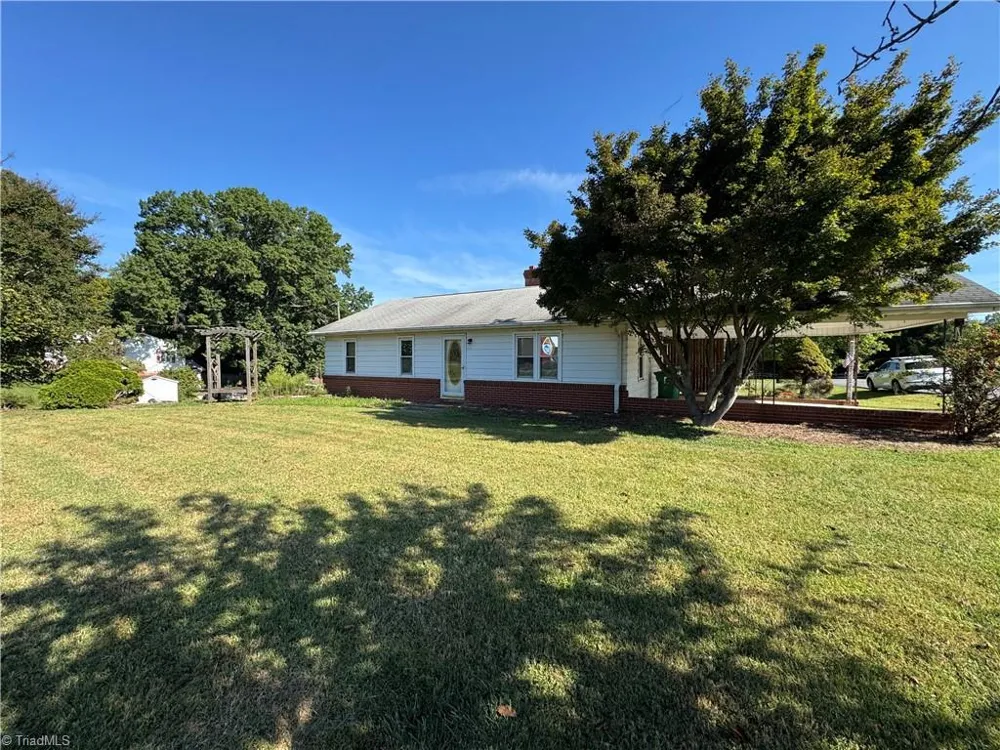 200 W King Street King, NC 27021