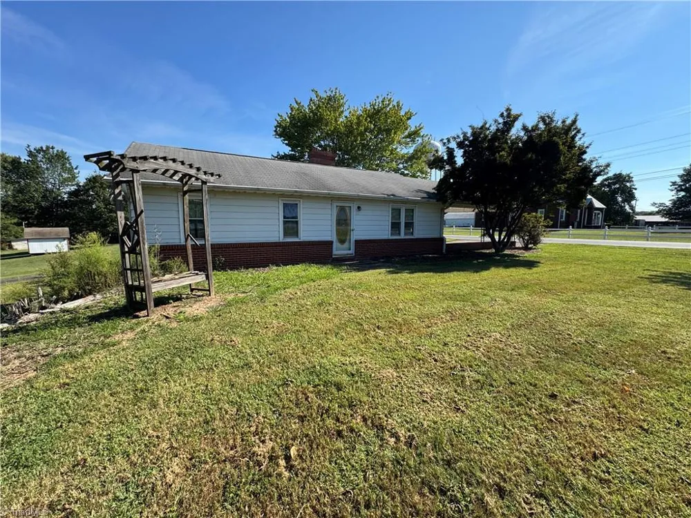 200 W King Street King, NC 27021