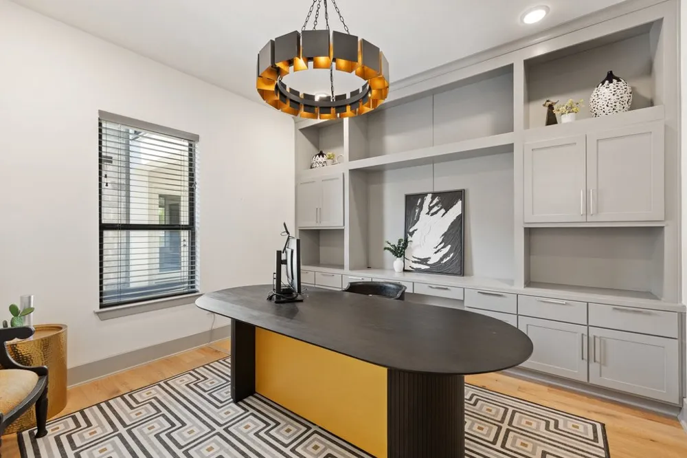 200 Baldovino Skyway Lakeway, TX 78738