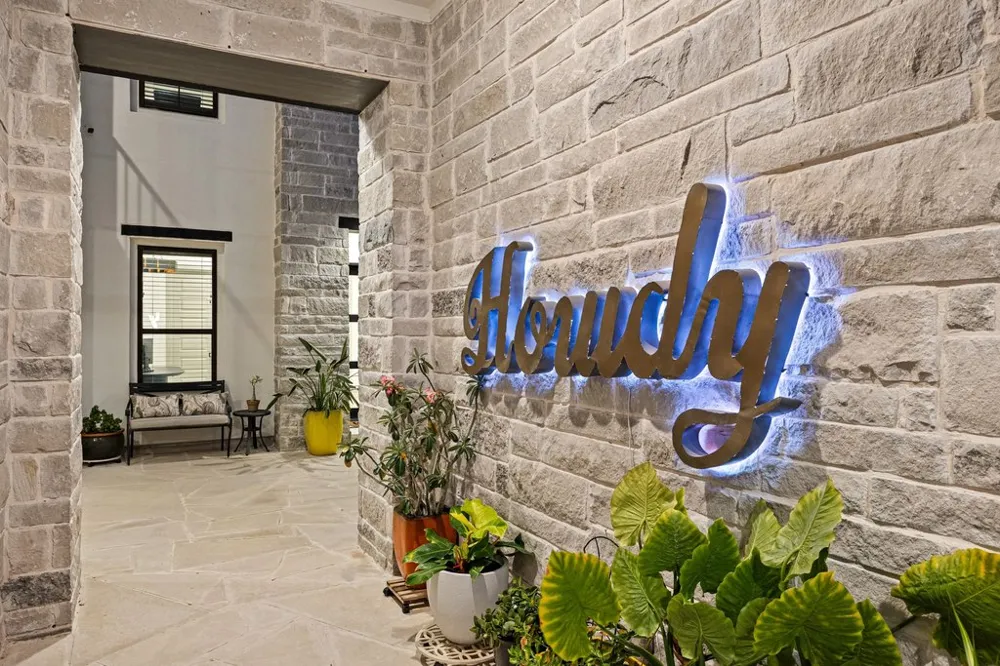 200 Baldovino Skyway Lakeway, TX 78738