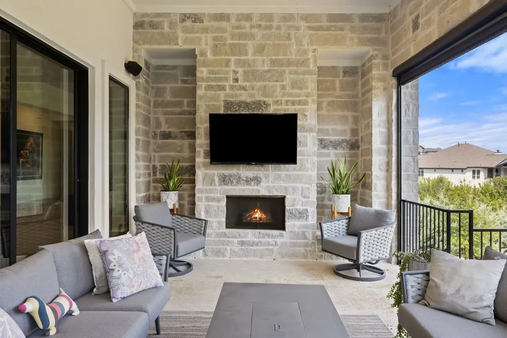200 Baldovino Skyway Lakeway, TX 78738