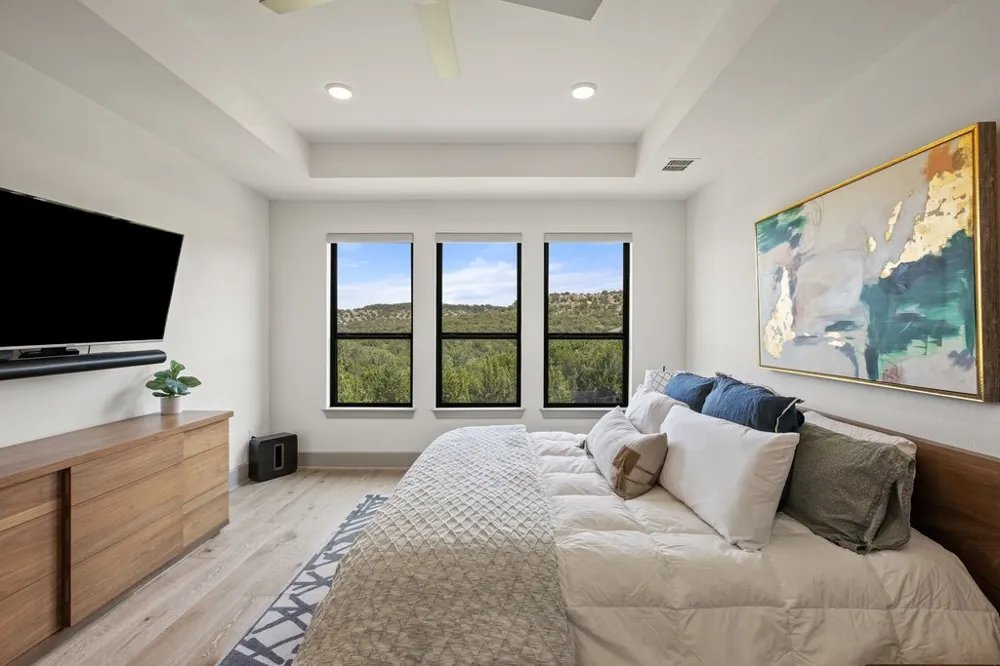 200 Baldovino Skyway Lakeway, TX 78738