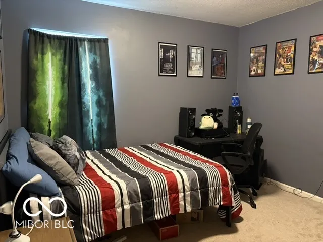 927 Ardsley Drive Indianapolis, IN 46234
