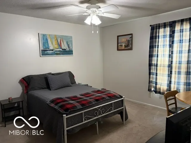 927 Ardsley Drive Indianapolis, IN 46234