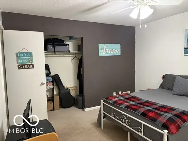 927 Ardsley Drive Indianapolis, IN 46234