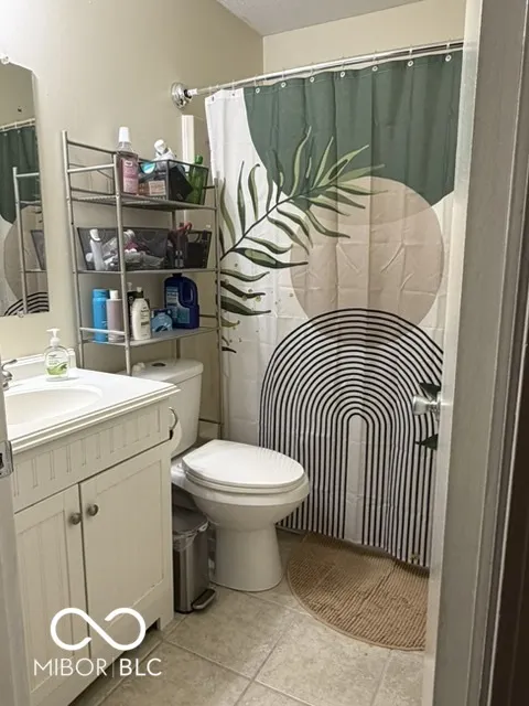 927 Ardsley Drive Indianapolis, IN 46234