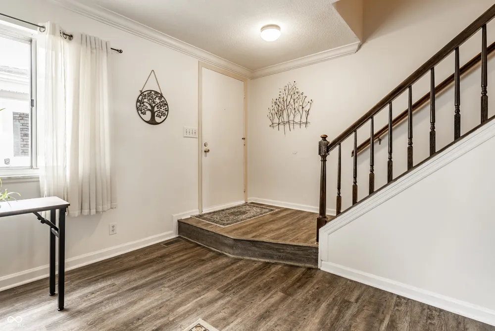 7609 Vintage Court Indianapolis, IN 46226