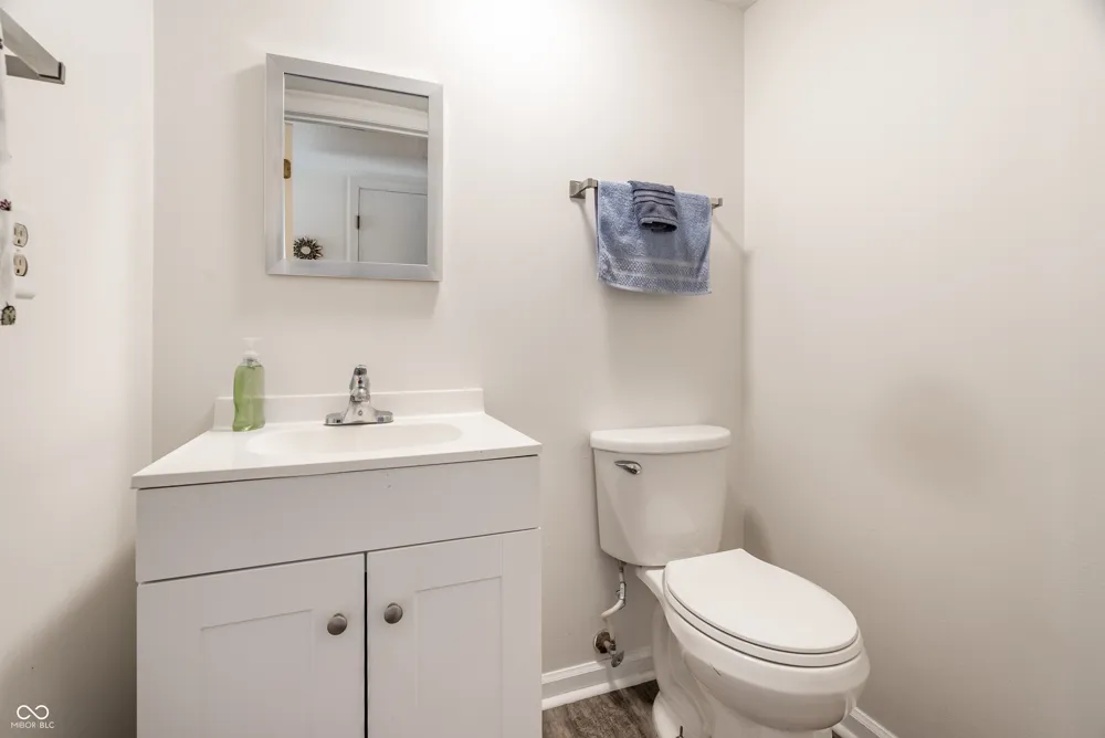 7609 Vintage Court Indianapolis, IN 46226