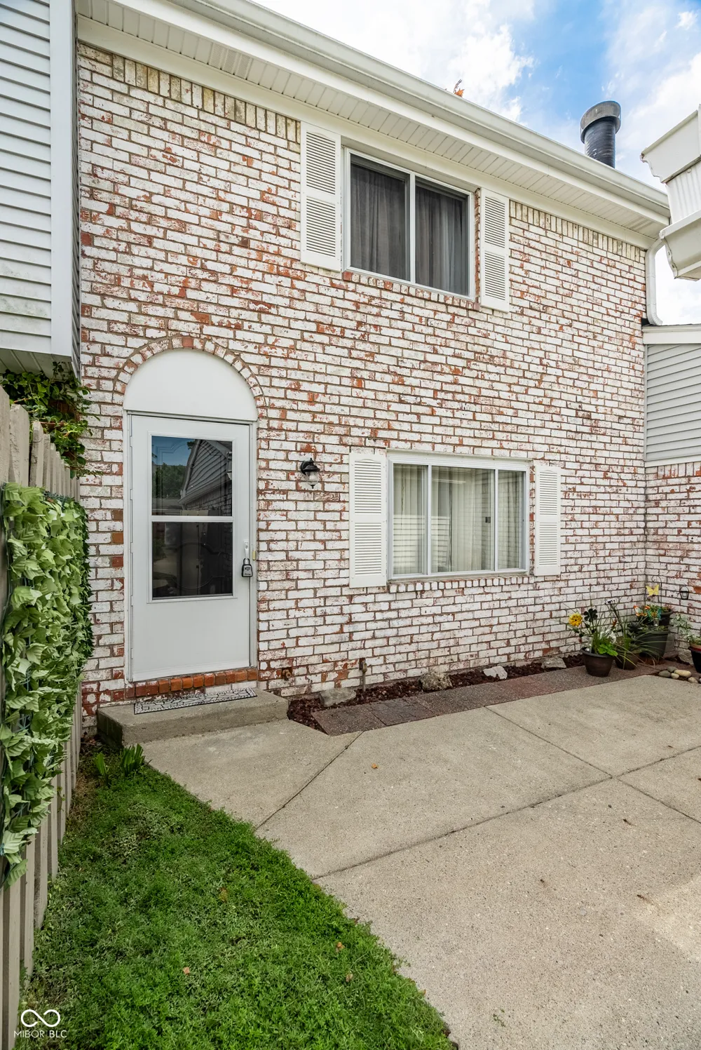 7609 Vintage Court Indianapolis, IN 46226